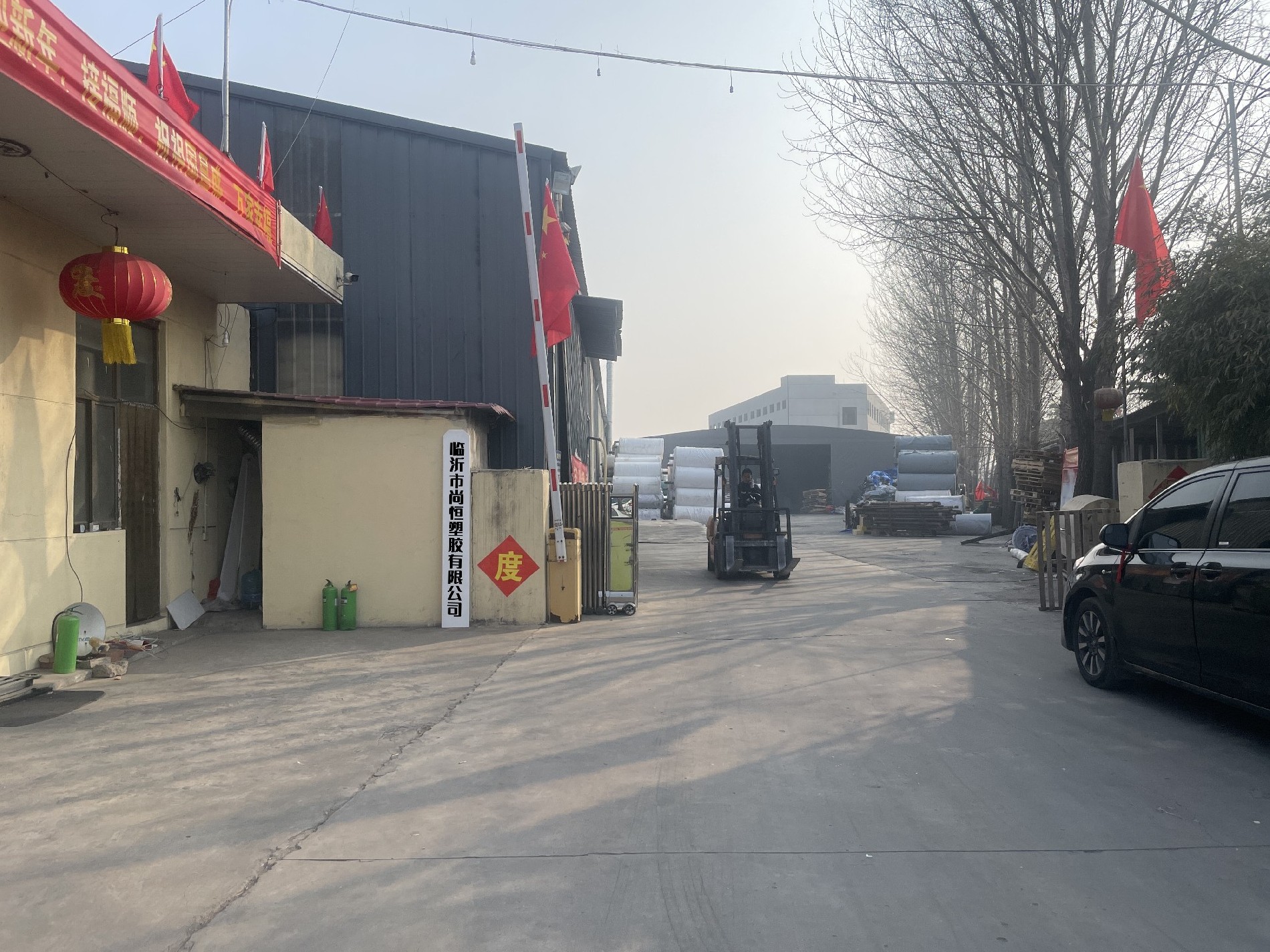 篷布專家——臨沂市尚恒塑膠有限公司，為您提供高品質(zhì)篷布解決方案